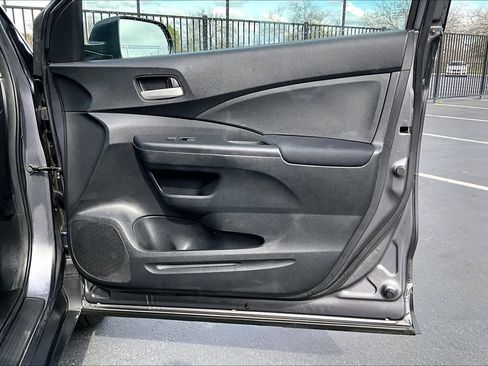 Used 2016 Honda CR-V SE image 26