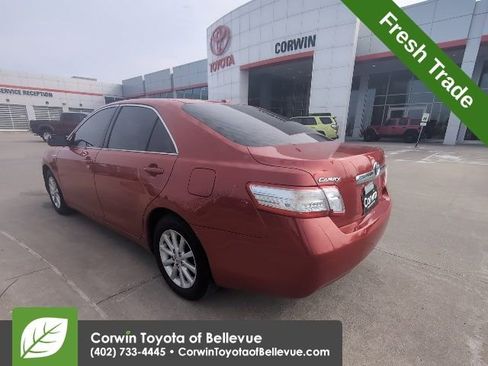Used 2011 Toyota Camry Hybrid image 6