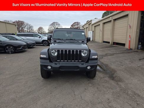Used 2024 Jeep Wrangler Sport S image 11