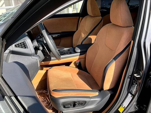 Used 2025 Lexus RZ 300e w/ Cold Area Package FWD image 25
