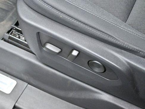 Used 2024 GMC Sierra 1500 Elevation image 14