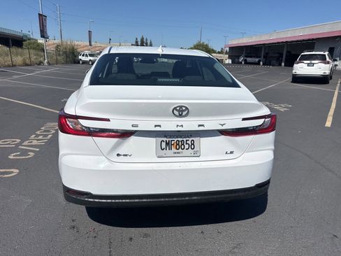 Certified 2025 Toyota Camry LE FWD image 5