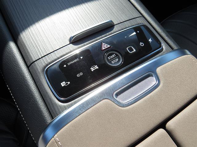 Used 2023 Mercedes-Benz EQS 580 4MATIC Sedan image 16
