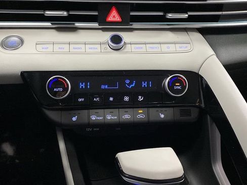 New 2026 Hyundai Elantra Limited image 20