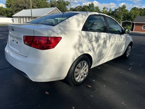 Used 2013 Kia Forte LX FWD image 6