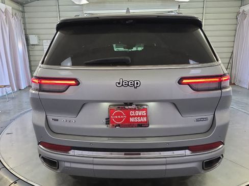 Used 2021 Jeep Grand Cherokee L Overland w/ Advanced Protech Group III AWD/4WD image 8