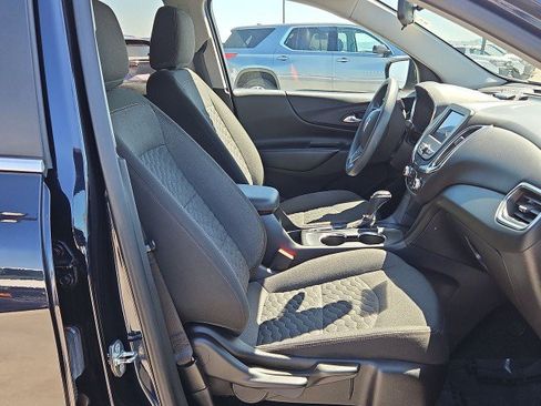 Used 2021 Chevrolet Equinox LT FWD image 27