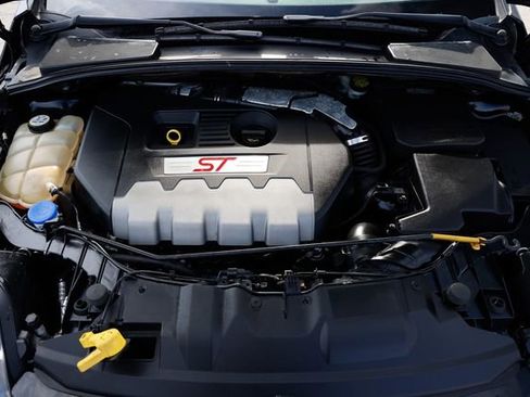 Used 2013 Ford Focus ST image 49