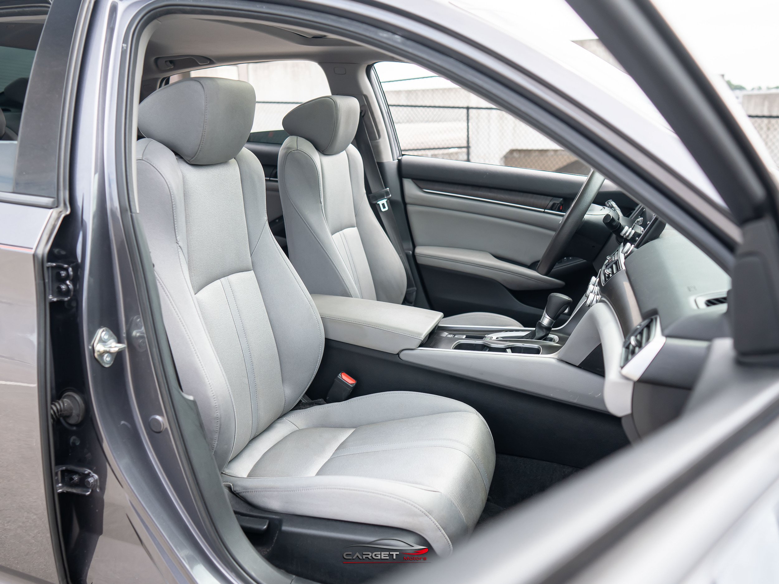 Used 2020 Honda Accord EX image 17