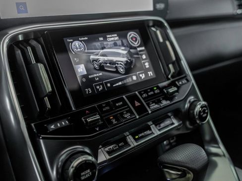 Used 2022 Lexus LX 600 F Sport AWD/4WD image 18