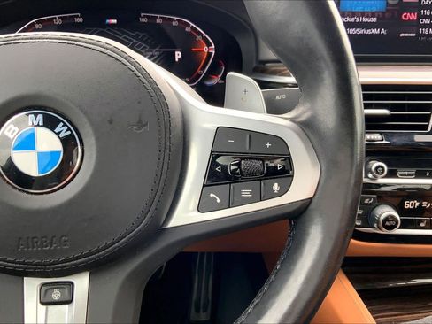 Used 2023 BMW 540i 540i w/ M Sport Package image 25