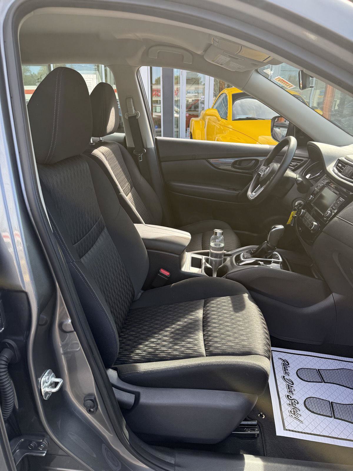 Used 2020 Nissan Rogue S AWD/4WD image 12