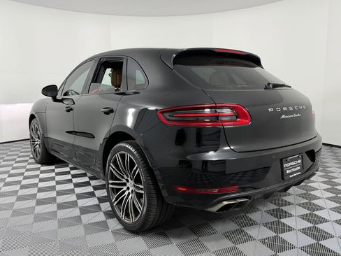 Used 2018 Porsche Macan Turbo image 3