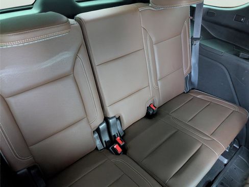 Used 2021 Chevrolet Tahoe High Country image 31