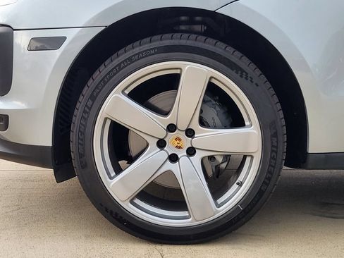 Used 2019 Porsche Macan S AWD/4WD image 12
