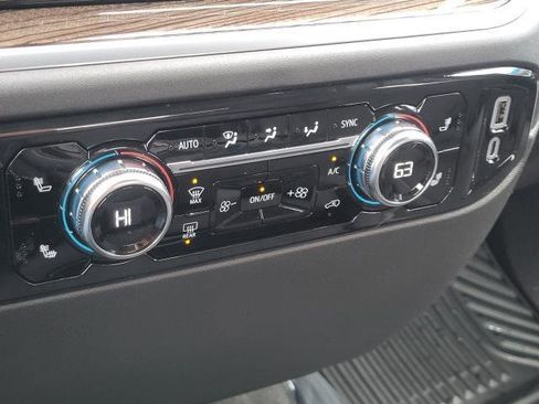 New 2026 GMC Sierra 1500 Elevation image 31