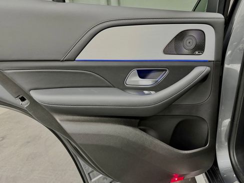 Used 2024 Mercedes-Benz GLE 63 AMG S image 40