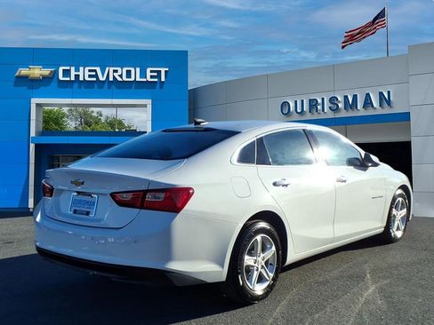 Used 2024 Chevrolet Malibu LS image 3