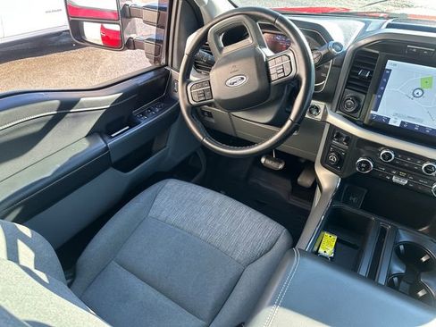 Certified 2021 Ford F150 XLT w/ Equipment Group 302A High image 18