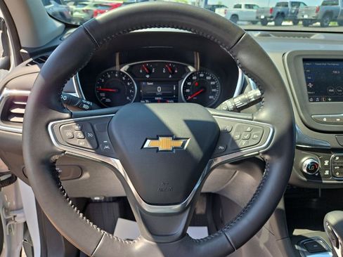 Certified 2022 Chevrolet Equinox LT AWD/4WD image 18