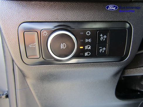 Certified 2025 Ford Escape Platinum AWD/4WD image 29