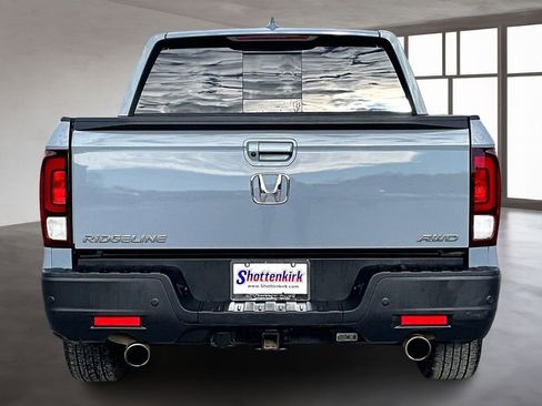 Used 2023 Honda Ridgeline RTL-E image 5