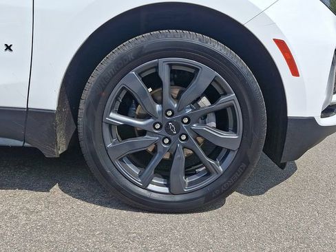 Used 2022 Chevrolet Equinox RS FWD image 10