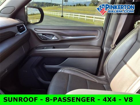 Used 2022 GMC Yukon XL Denali image 27