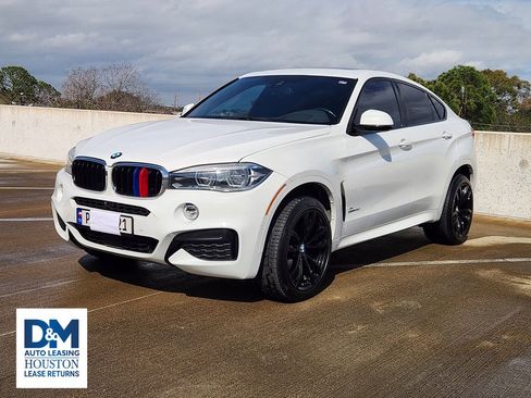 Used 2019 BMW X6 sDrive35i w/ M Sport Package image 3