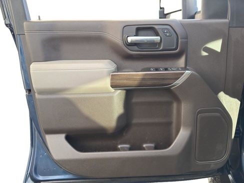 Used 2021 Chevrolet Silverado 3500 LT w/ Convenience Package image 7