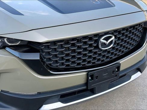 Used 2025 MAZDA CX-50 Meridian Edition w/ Apex Package image 29