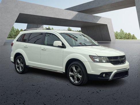 Used 2016 Dodge Journey Crossroad image 3
