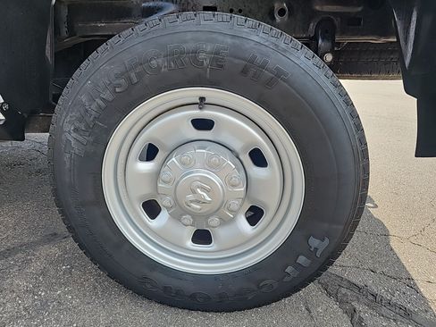 Used 2023 RAM 2500 Tradesman AWD/4WD image 33