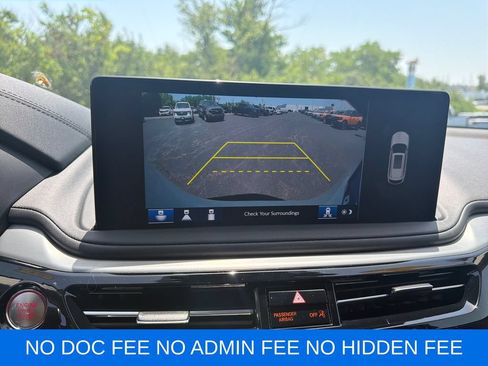 Used 2026 Acura MDX w/ Technology Package FWD image 23