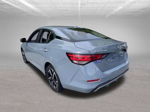 Used 2024 Nissan Sentra SV FWD image 12