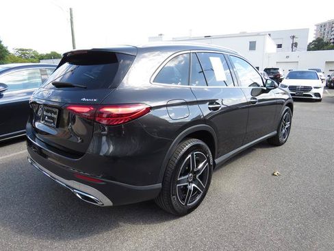 Used 2026 Mercedes-Benz GLC 300 4MATIC image 4