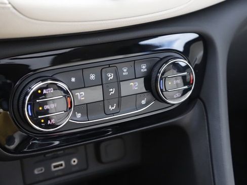 Used 2023 Buick Encore GX Essence w/ Advanced Technology Package image 27