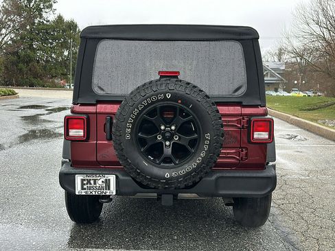 Used 2022 Jeep Wrangler Unlimited Sport image 6