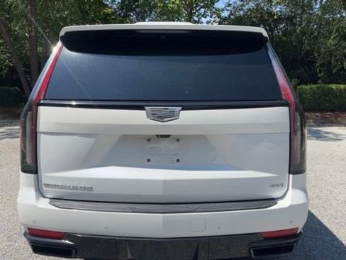 Used 2022 Cadillac Escalade Sport Platinum AWD/4WD image 8