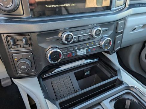 Used 2024 Ford F250 Limited image 29