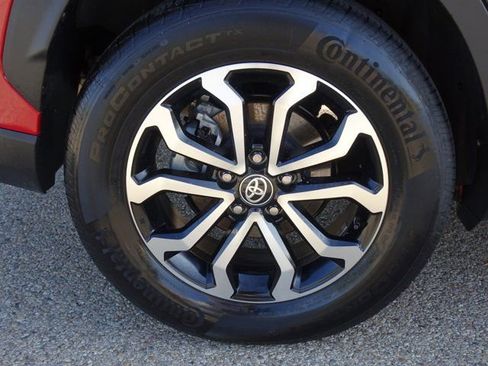 Used 2024 Toyota Corolla Cross Hybrid SE 4D Sport Utility image 26