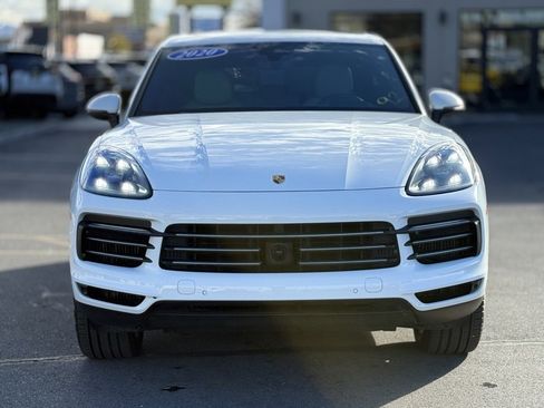 Used 2020 Porsche Cayenne AWD image 2