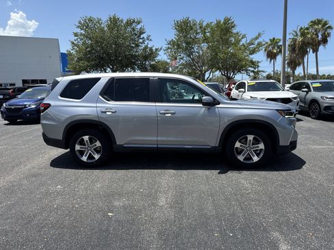 Used 2023 Honda Pilot EX-L image 5