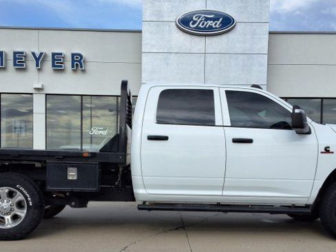 Used 2023 RAM 2500 Tradesman AWD/4WD image 1