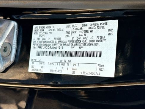 Used 2018 Ford Escape SE FWD image 34