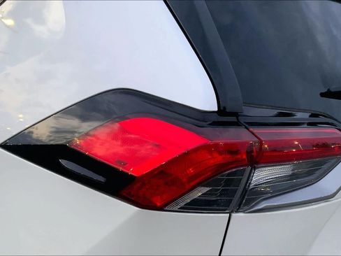 Used 2022 Toyota RAV4 Limited w/ Limited Grade Weather Package AWD/4WD image 27