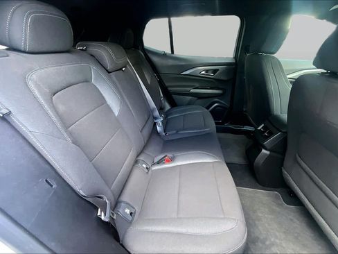 Used 2026 Chevrolet Equinox EV LT FWD image 19