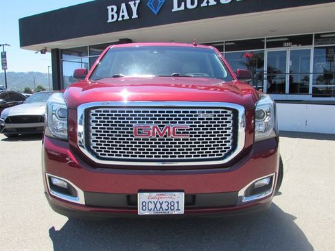 Used 2016 GMC Yukon Denali w/ Open Road Package RWD image 2