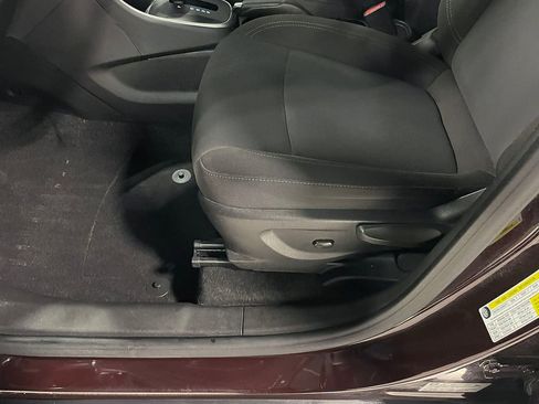 Used 2021 Chevrolet Trax LS w/ Tint and Cruise Package AWD/4WD image 21