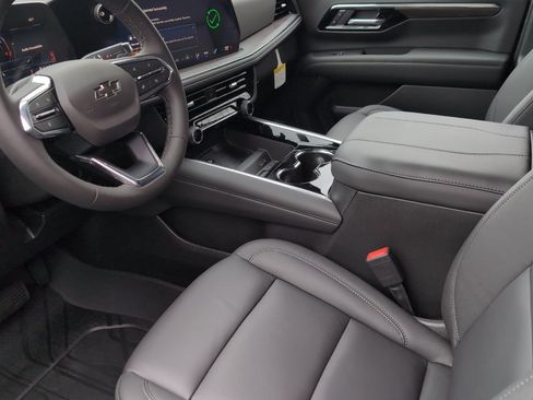 New 2026 Chevrolet Suburban Z71 w/ Comfort Package image 10